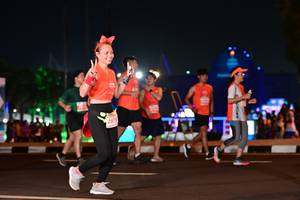 BIB: 2976
                            <button type="button" onclick="openModal(15103489)" class="btn btn-primary btn-sm float-right btn-popup" data-toggle="modal" data-target=".modal-high-quality">
                        <i class="fas fa-shopping-cart"></i> Add to Cart
                    </button>
                                            <button type="button" onclick="isThisMe(15103489, true)" class="btn btn-success btn-sm float-right btn-popup btn-isme hidden" data-toggle="tooltip" data-placement="bottom" title="นี่คือรูปของคุณใช่ไหม คลิกที่นี่เพื่อเอาเข้าอัลบั้ม">
                        <i class="fas fa-plus"></i> Add to album
                    </button>
                    <button type="button" onclick="isThisMe(15103489, false)" class="btn btn-warning btn-sm float-right btn-popup btn-isnotme hidden">
                        <i class="fas fa-ban"></i> Remove from album
                    </button>